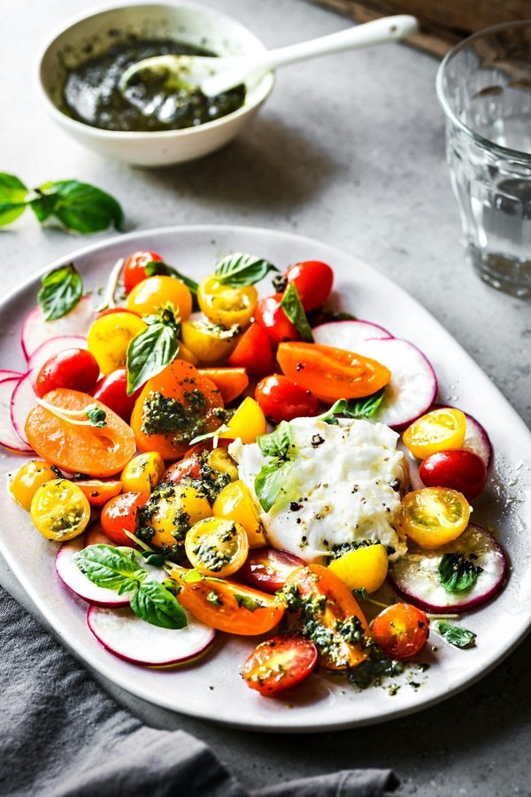 What's the Key to a Perfectly Creamy Burrata with Tomato Basil Salad?